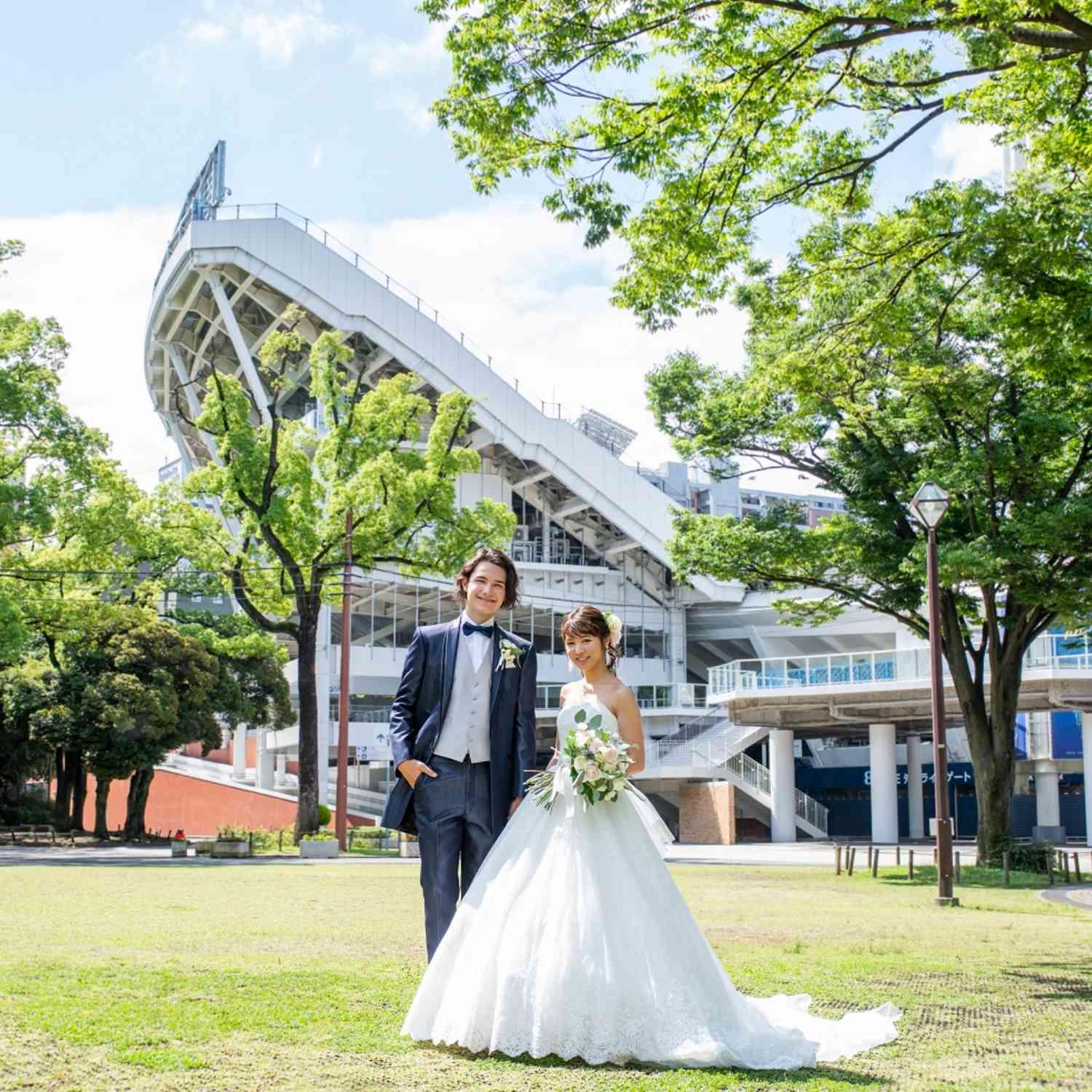 セント ラファエロチャペル横浜 The Tears Laughters で結婚式 結婚式場探しはハナユメ