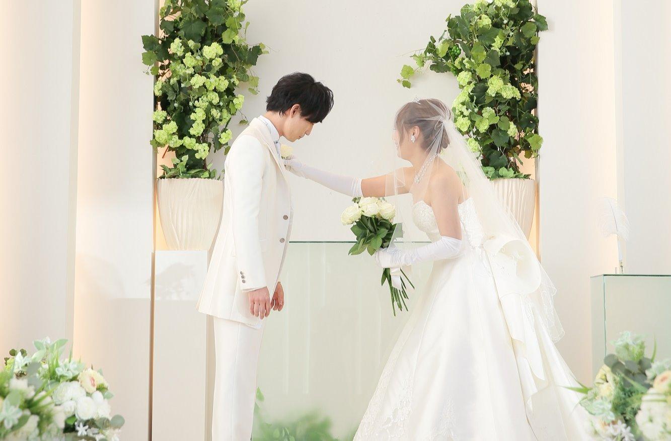 ゲストの方の笑顔が詰まった結婚式♡の挙式画像