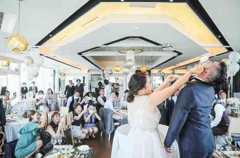 海・空・緑！自然に囲まれて　ご家族3人で創る結婚式の披露宴画像