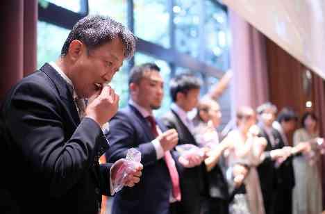 ご新郎様がモチーフのパリポリくんウェディングの演出画像