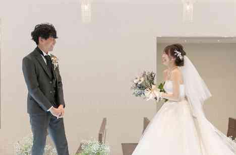 Laugh! Drink! Weddingの挙式画像