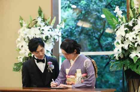 笑顔の花が咲く一日、大切な人と色褪せない想い出をの挙式画像