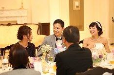 親族だけの少人数食事会！の披露宴画像