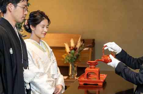 お洒落で新しい!和装人前式ウエディングの演出画像
