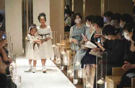 みんなの【感謝の気持ち】が溢れる結婚式の挙式画像