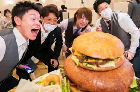 【80名Praty】ホームパーティーウェディングの披露宴画像