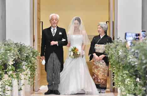 見て・聞いて・食べて美味しい！感謝が伝わる家族式の挙式画像