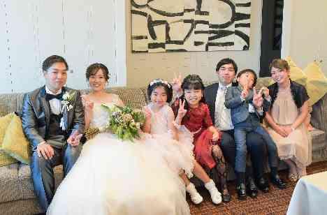 ご家族とゆっくり過ごすアットホームパーティーの演出画像