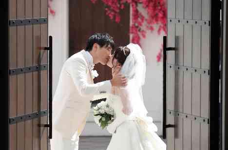 お子様とのアットホームweddingの演出画像