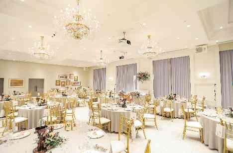 FIRST WEDDING 1番の結婚式の披露宴画像