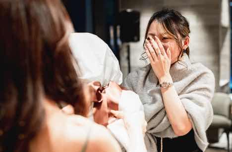 パーティと前撮影でそれぞれ伝える感謝の思いの披露宴画像