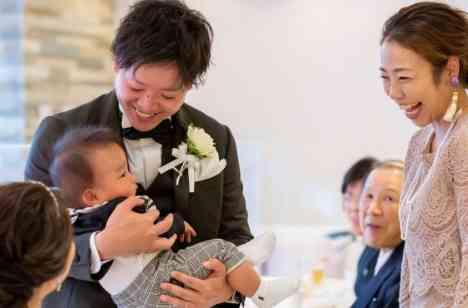 ゲストと私たちの笑顔が溢れるWeddingの披露宴画像