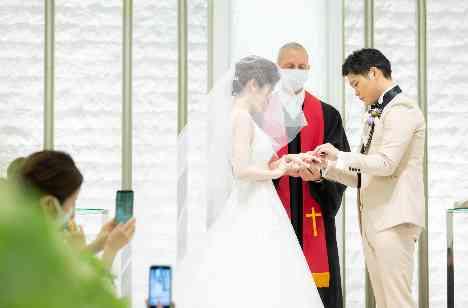 お二人の大好きを詰め込んだオリジナルWeddingの挙式画像