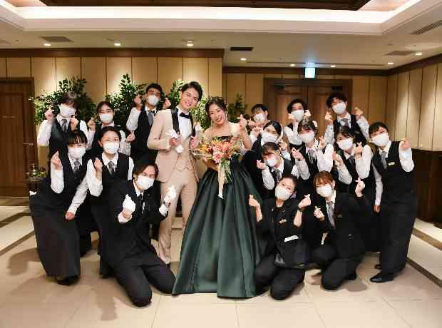 笑顔溢れるパパ・ママWedding♡の挙式実例画像