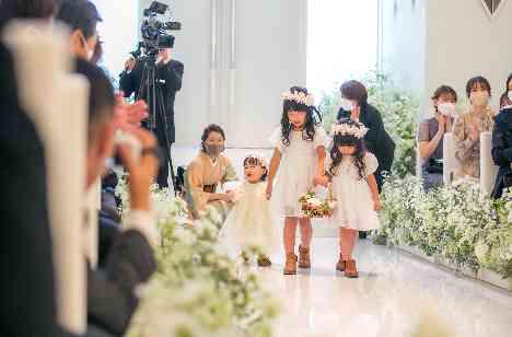 笑いあり！涙あり！のアットホームWeddingの挙式画像