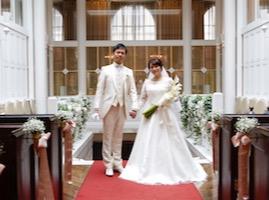 お二人らしさとゲスト参加型の演出にこだわった結婚式の挙式実例画像