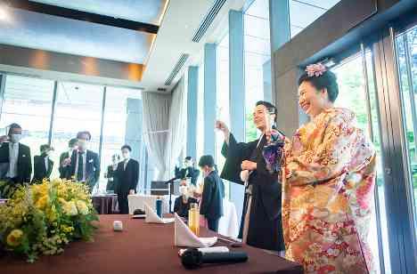 開放感あふれる竹道や庭園でのお時間◎の披露宴画像