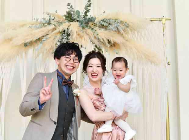 お子様と一緒にアットホームWeddingの挙式実例画像