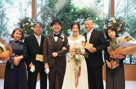 お子様と一緒にアットホームWeddingの挙式画像