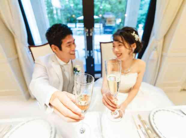 写真が大好きなお二人らしさあふれる素敵な結婚式の挙式実例画像
