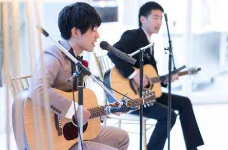 ゲストと楽しむアットホームweddingの演出画像