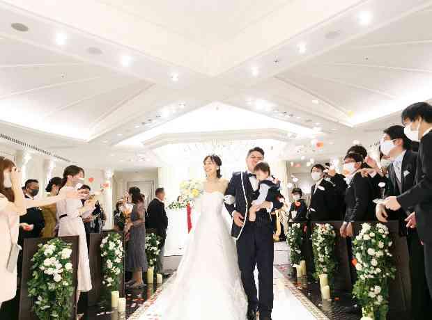 家族3人でBirthday＆Weddingの一日♡の挙式実例画像