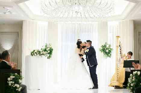 家族3人でBirthday＆Weddingの一日♡の挙式画像