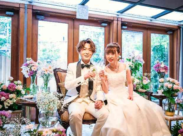 ワイワイ楽しく盛り上がるお二人らしい結婚式の挙式実例画像