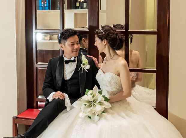 【２年越しの結婚式】憧れの白無垢と高層階レストランの挙式実例画像