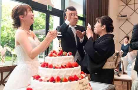 大切な家族へ感謝を贈るWeddingの披露宴画像