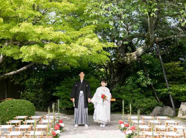 大好きなお花に囲まれて（2022.5.14挙式）の挙式実例画像