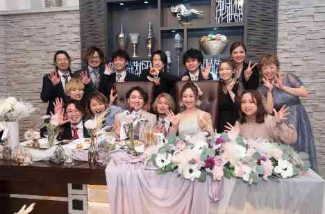 お洒落で素敵！装飾や演出に拘ったご結婚式♪の披露宴画像