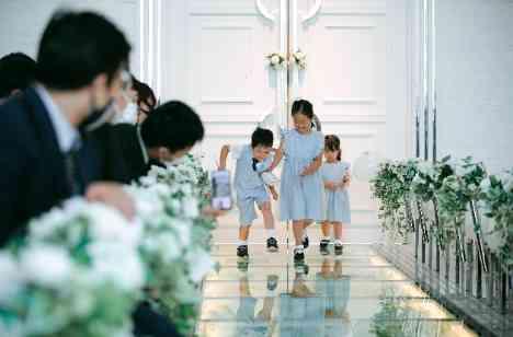 笑顔と涙があふれるアットホームWedding♡の挙式画像
