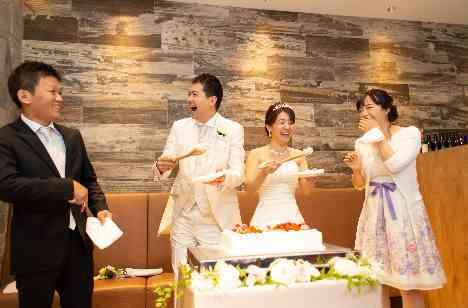 全員で楽しむ！アットホームな結婚式！の披露宴画像