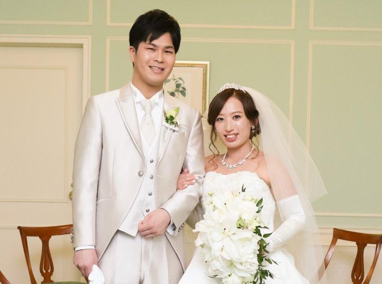 アンティークな雰囲気で二人らしい結婚式の挙式実例画像