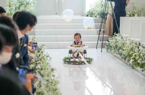natural×music weddingの挙式画像