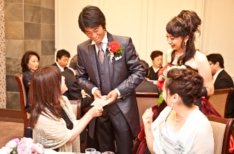 ゲストとともに楽しむおふたりらしいウエディングの演出画像