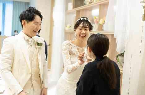 サプライズづくしの笑顔溢れる結婚式♡の披露宴画像