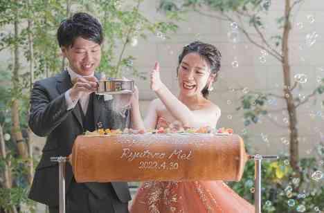 同級生のお二人のおしゃれWEDDNG。.。:+*の披露宴画像