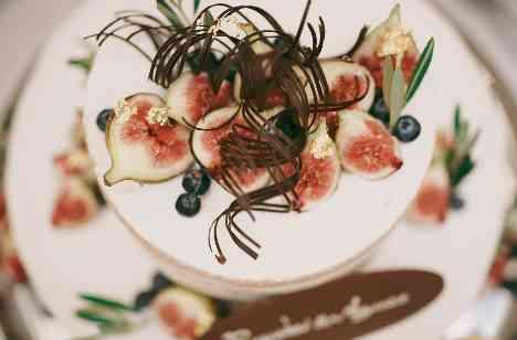 お二人らしさ全開！おしゃれWEDDINGの披露宴画像