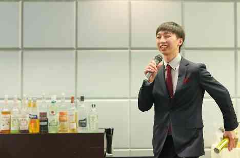 参加型！おふたりらしさ全開のウェディングパーティーの披露宴画像