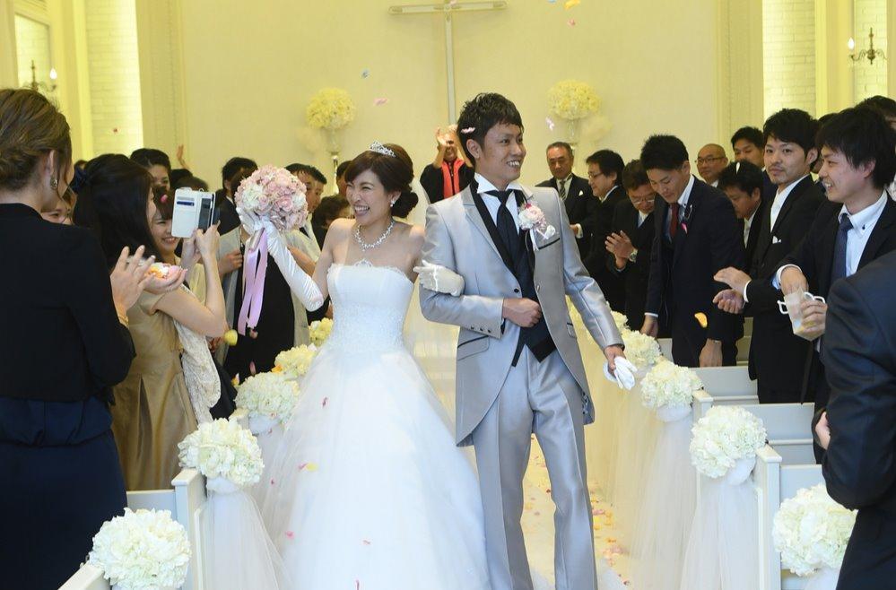 夢の国をイメージした楽しい結婚式の挙式画像