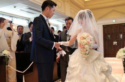 サプライズ☆Weddingの挙式画像