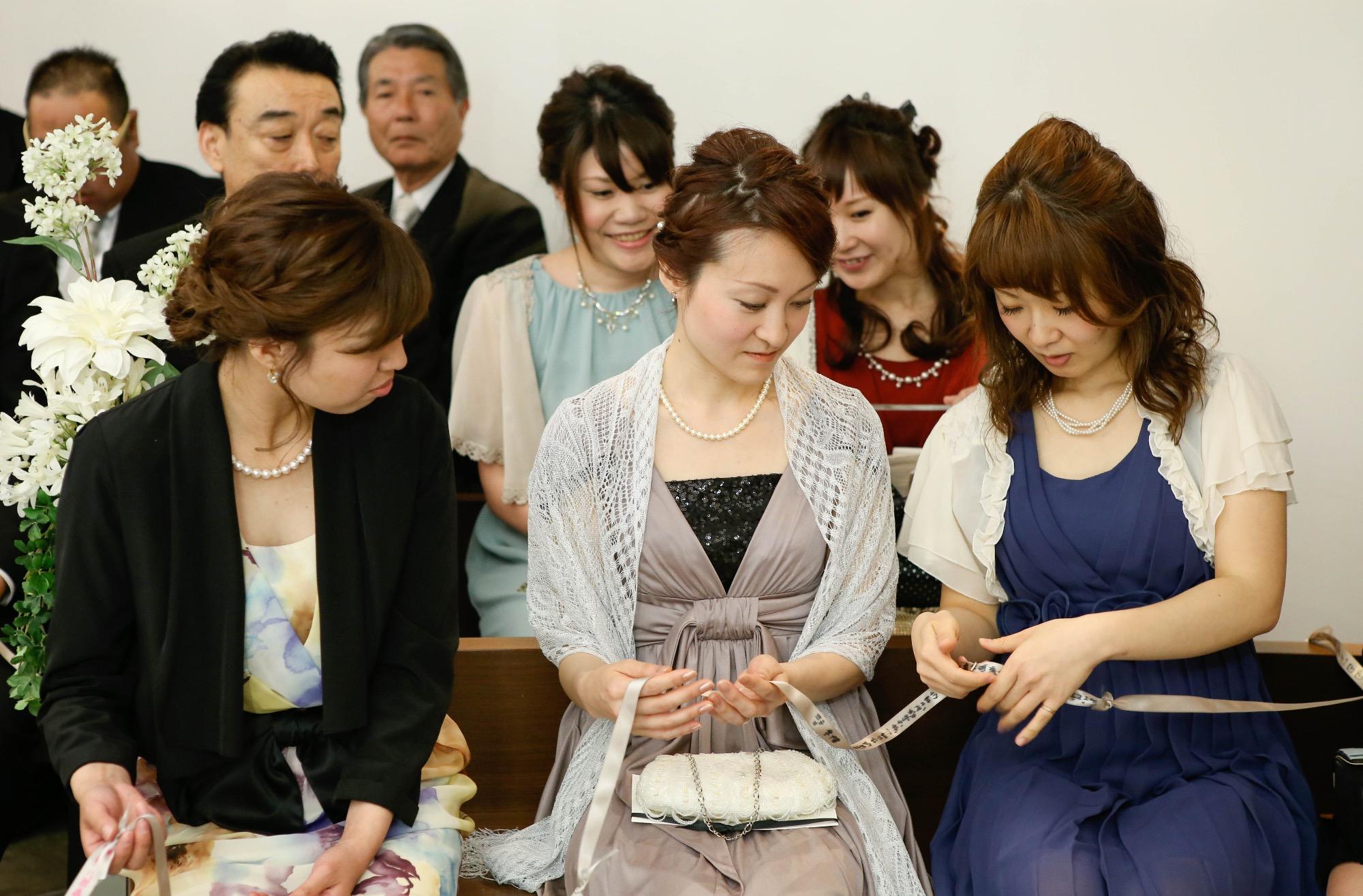お祭りのように笑顔あふれる1日の挙式画像