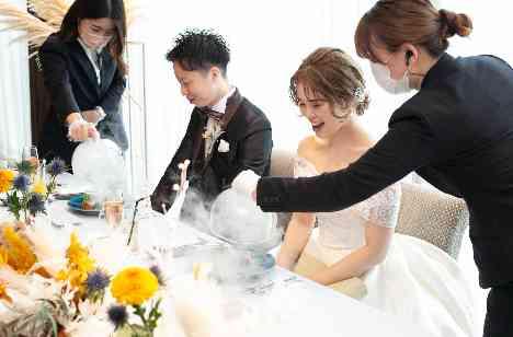 【HAVE FUN!!】お二人の大好きを散りばめての披露宴画像