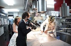 PizzaにAlohaをのせての演出画像