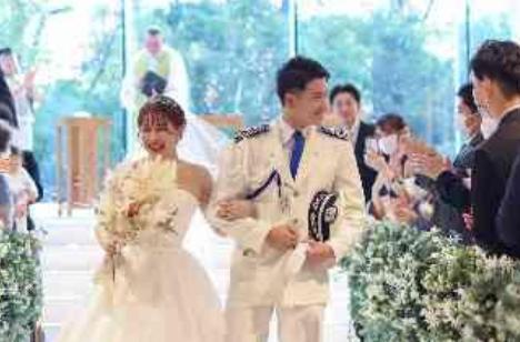 Family Christmas wedding♪の挙式画像