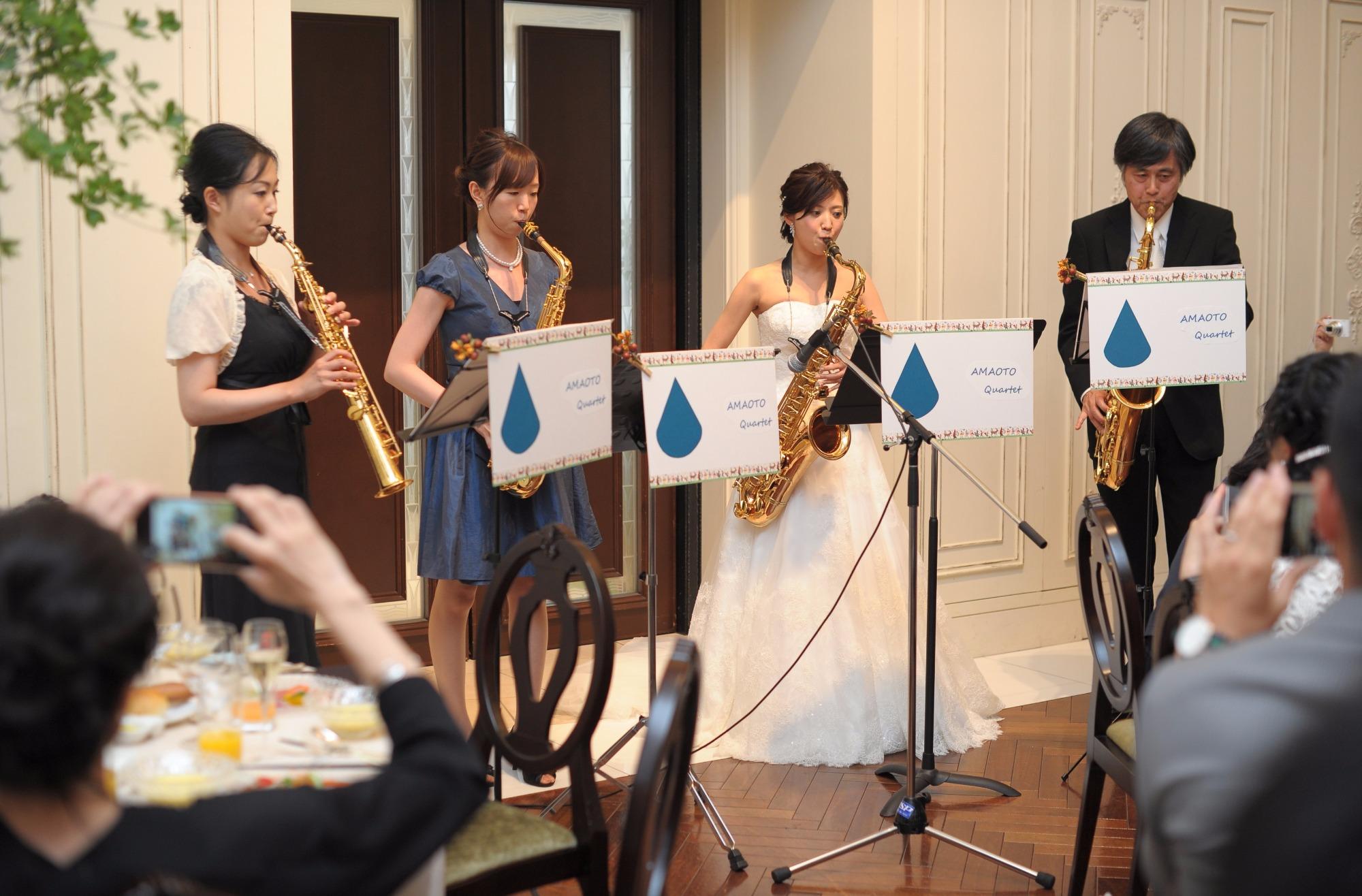マルシェWEDDINGでハレの日をの披露宴画像