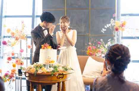 【OVER AND】ゲストとつくるお二人の結婚式の演出画像