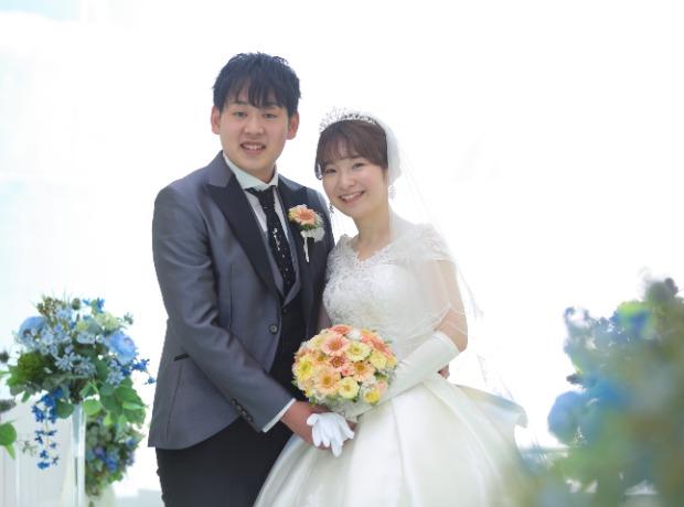 華やかな一日を大好きなゲストとともに♪の挙式実例画像